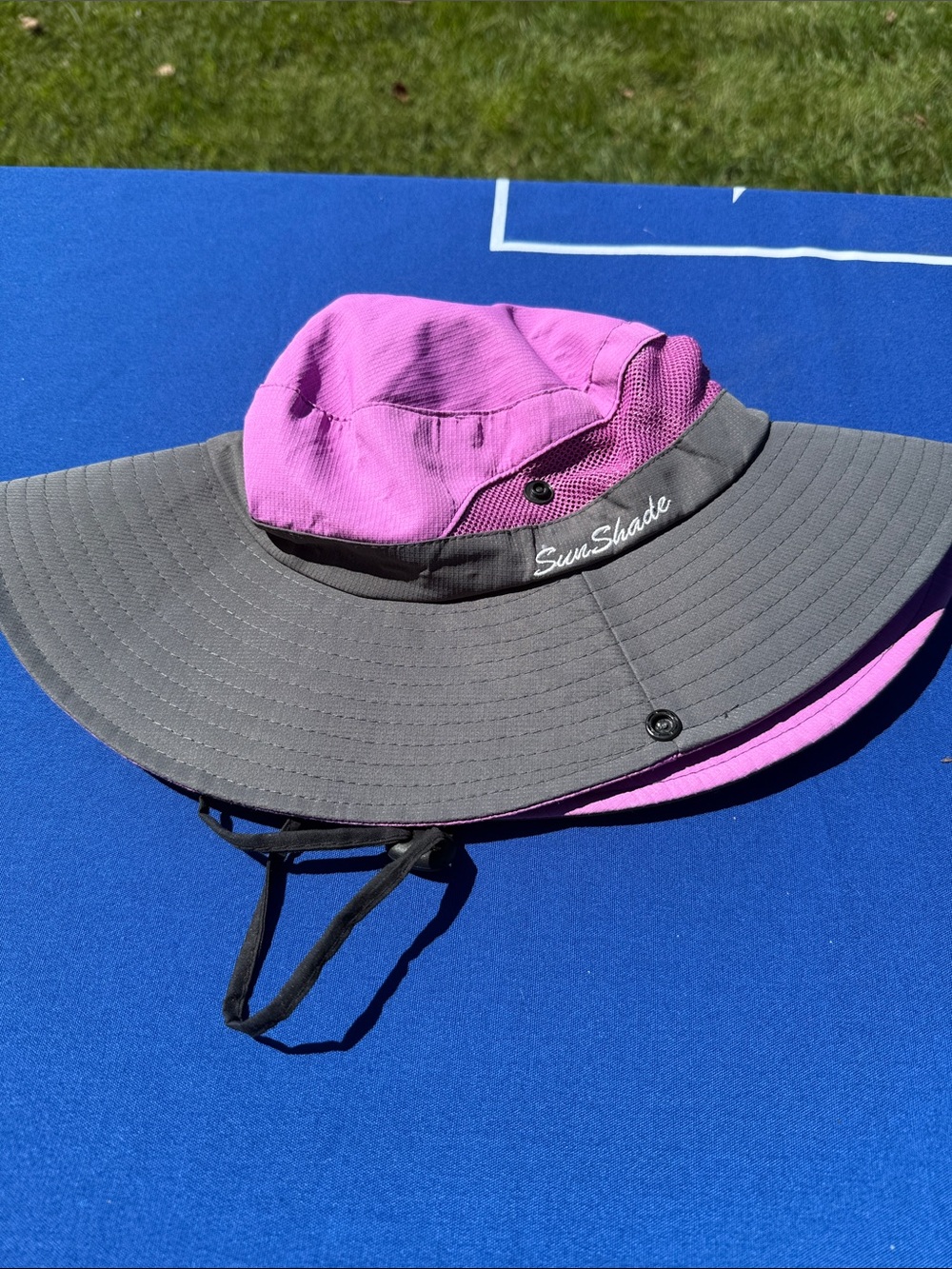 Women’s Wide-Brim Swim Hat - Pink & Gray